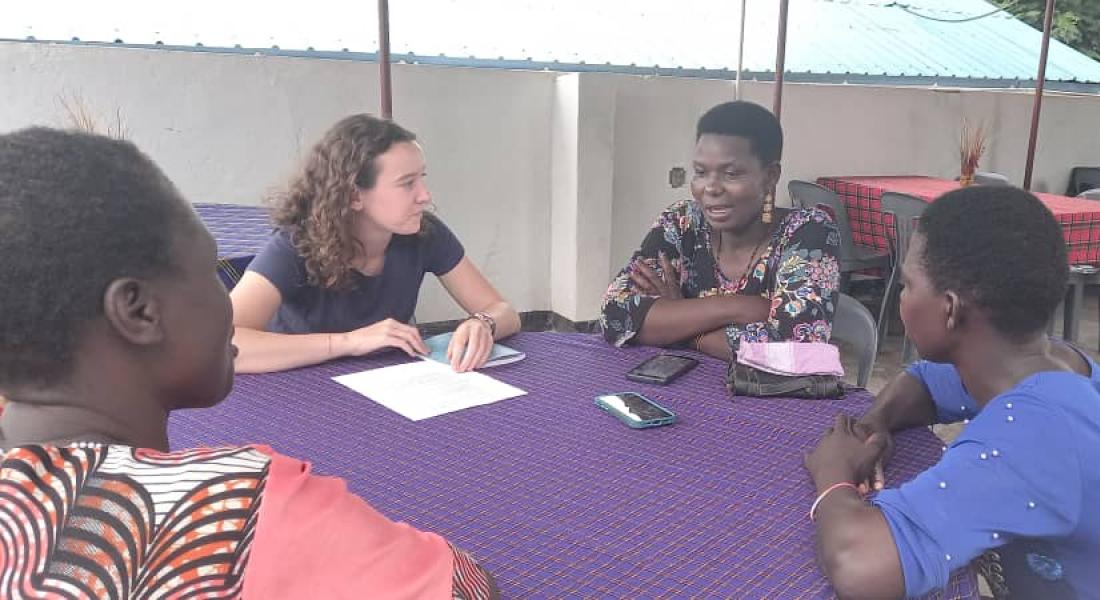 Hannah Reynolds conducts focus group in Uganda