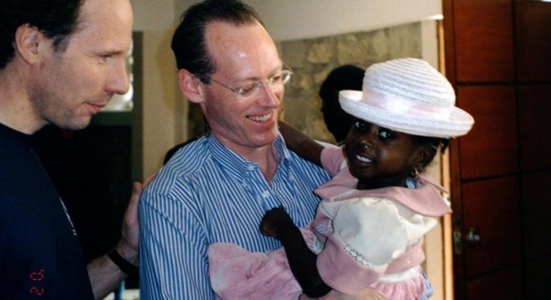 Steve Reifenberg (left) and Paul Farmer (right) in 2002 (Photo courtesy of Steve Reifenberg)